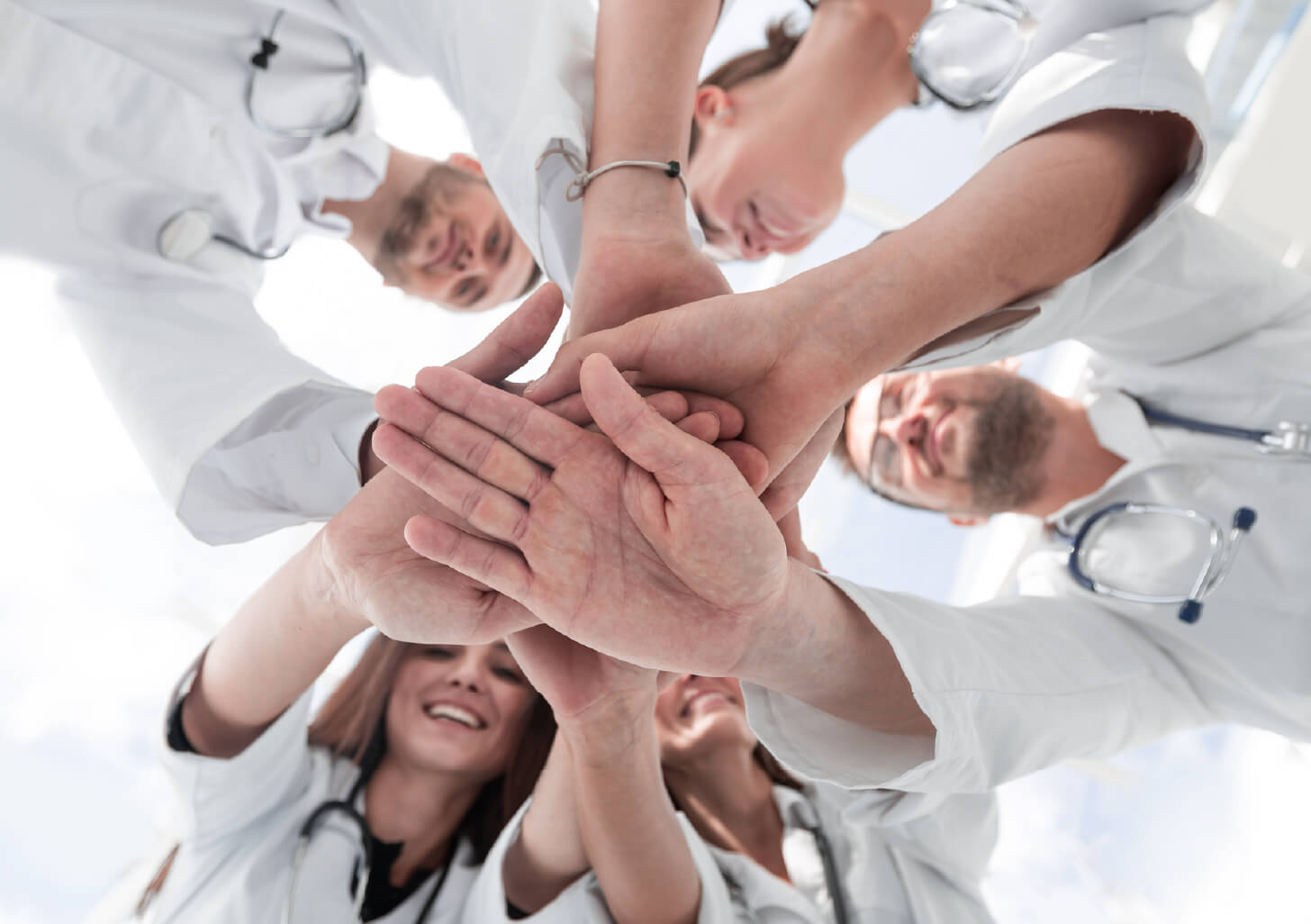 Οι άνθρωποί μας