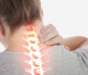 Ευθειασμός στον αυχένα: τι είναι και τι μπορώ να κάνω γι' αυτό;