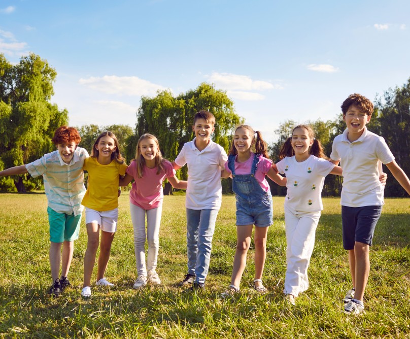 Μεγαλώνοντας υγιή παιδιά: Aπό την πρόληψη και τα εμβόλια έως τις καθημερινές συνήθειες και τη σωστή φροντίδα