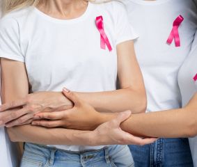Ακτινοθεραπεία νέας γενιάς: στο πλευρό κάθε γυναίκας που δίνει τη δική της μάχη με τον καρκίνο